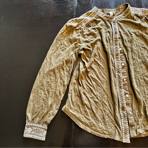 Lucky Brand Small Olive Green and White Embroidered Lightweight Button Down - Picture 9 of 11